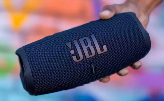 Parlante JBL Charge 5 – Potencia y Sonido Inigualable al Mejor Precio